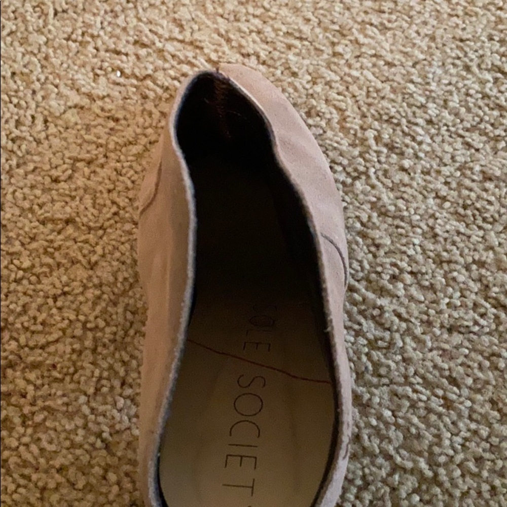 Tan booties - Picture 3 of 3